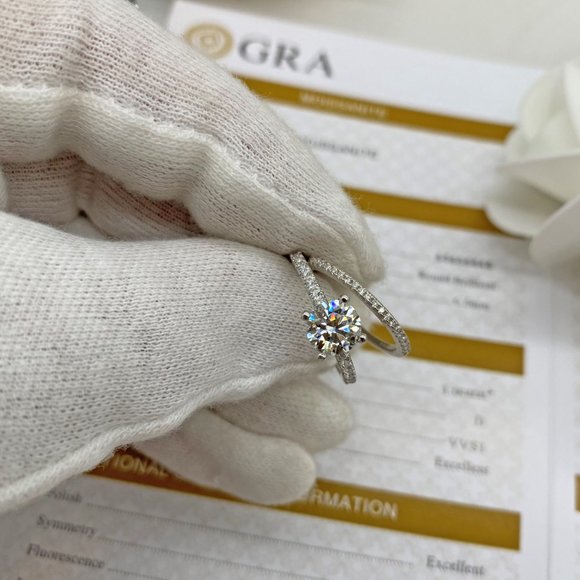 1 Carat Moissanite Wedding Rings Set With 925 Sterling Silver 18K Gold Plated - Picture 1 of 4